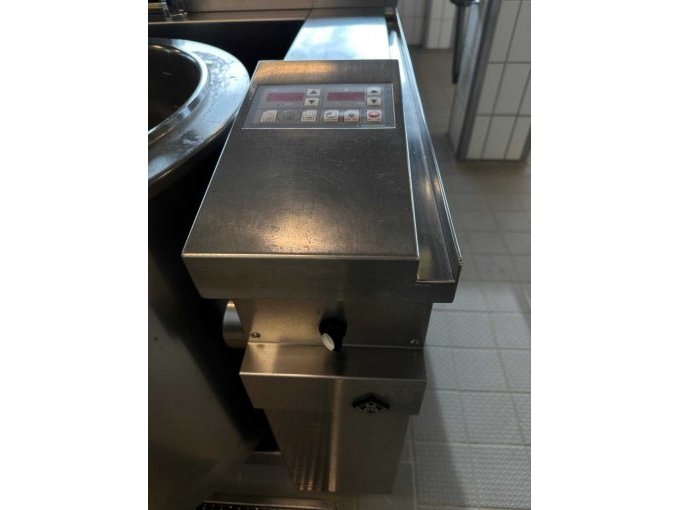 1 elektrische kantelbare snelkookketel van 100 liter van MKN – foto 4 – kavel bij Zoll-Auktion, München