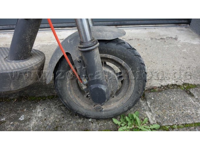 Vorderrad, verschmutzt