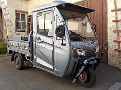 Front- und Seitenansicht Dreirad