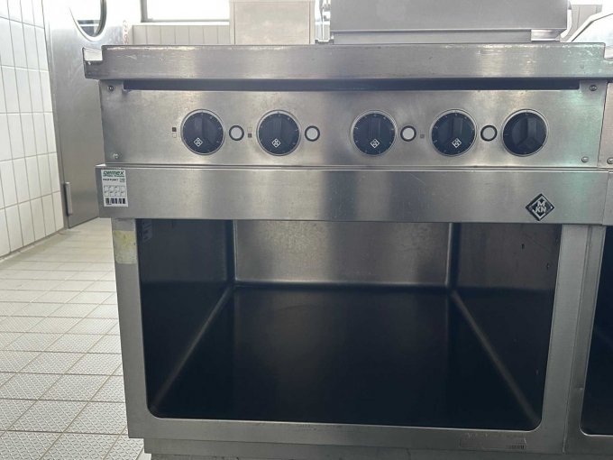 1 elektrisch fornuis met 4 inductiekookplaten (20 kW), MKN 2023109 – foto 3 – kavel bij Zoll-Auktion, München