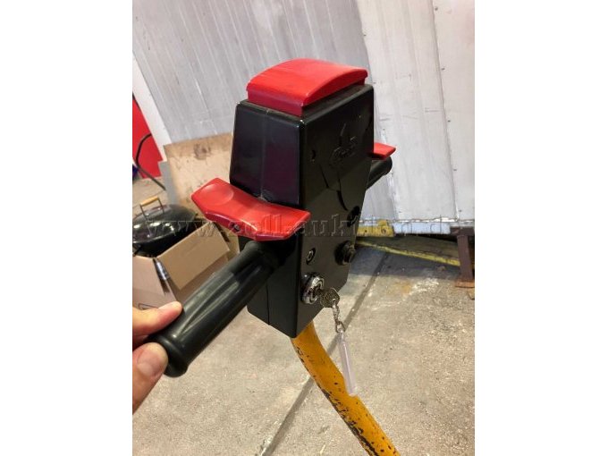 Bedienhebel mit defekt