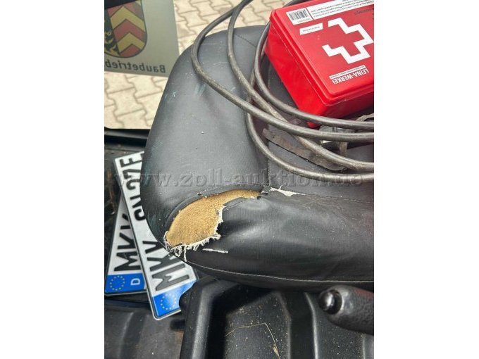 Beschädigung Beifahrersitz