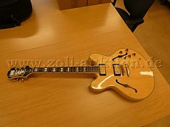 Gitarre vorn