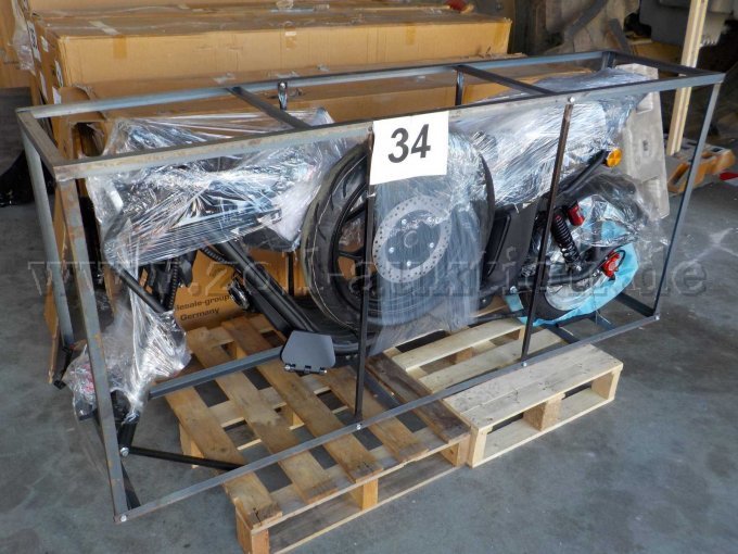 Beispielsbild Roller im Transport Rahmen
