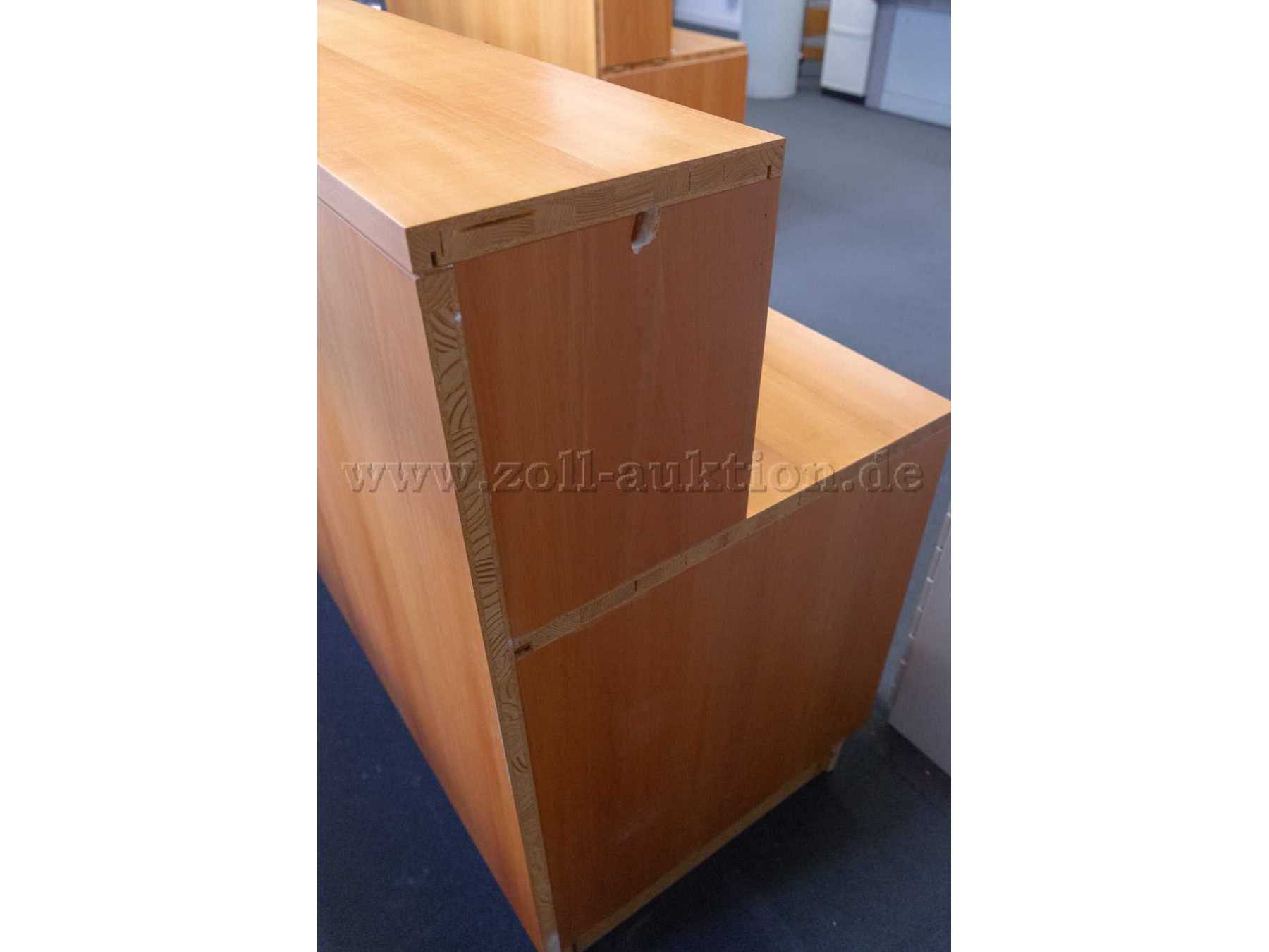 Seitenansicht mit dem Loch.