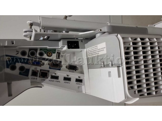 Anschlüsse des Epson EB-685W