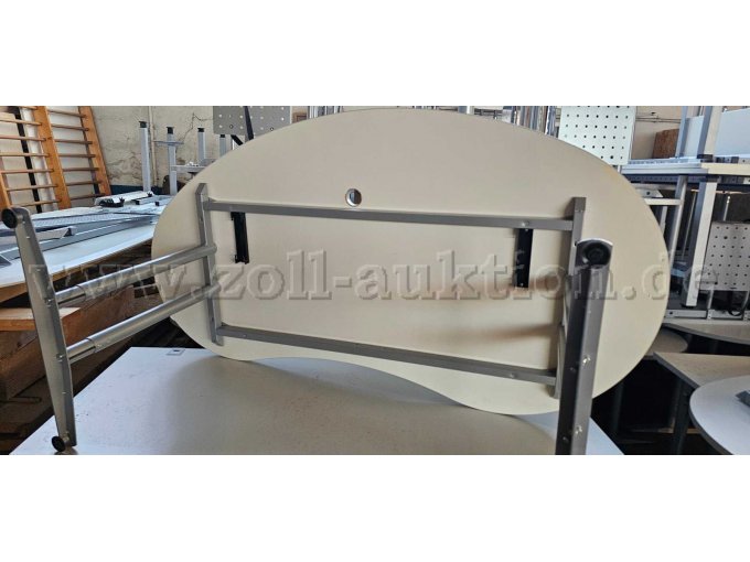 Boden und Untergestell