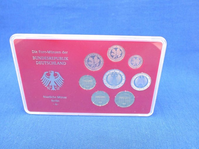 Euro-Kursmünzensatz im Münzblister