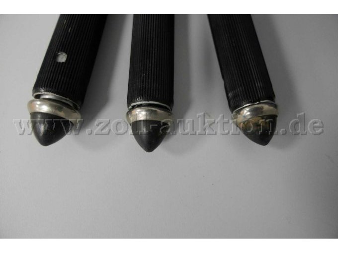 Detailansicht Standfußspitzen