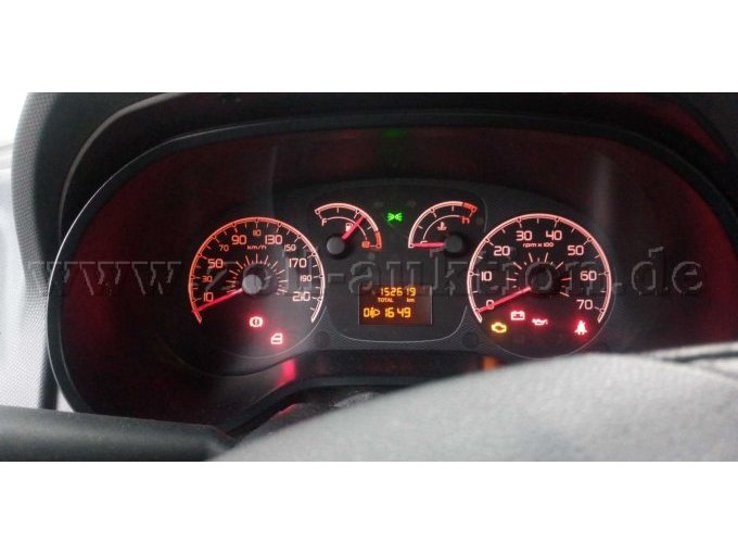 Instrumente mit Km-Stand