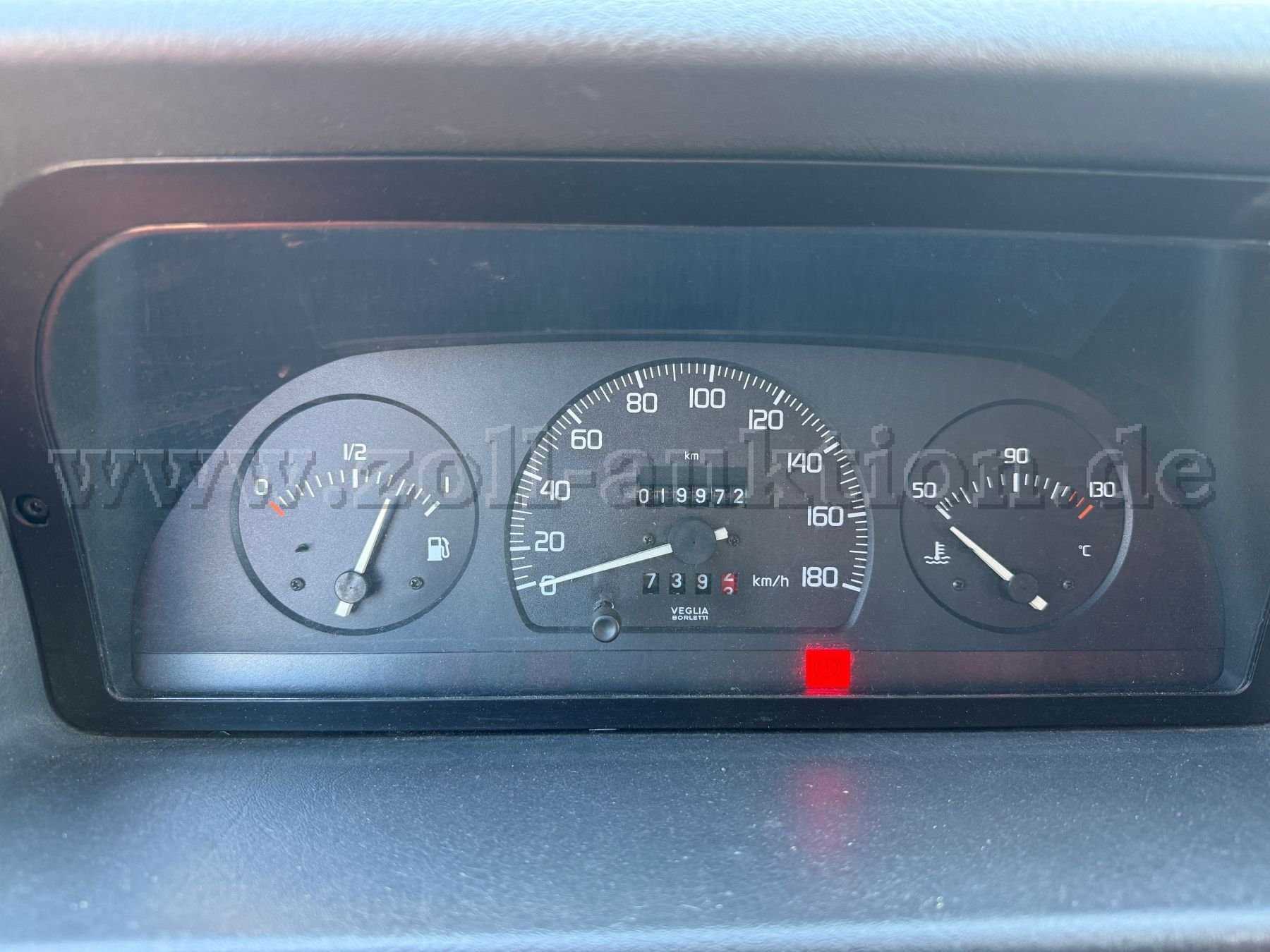 Tacho/
Kilometerstand