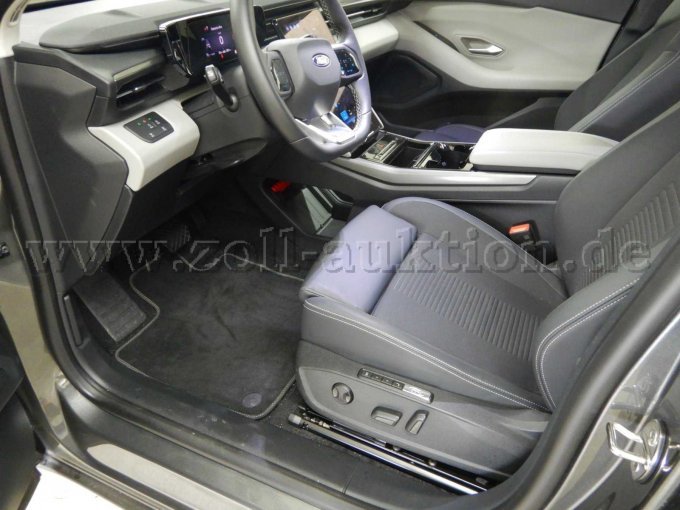 Ansicht Innenraum vorne links