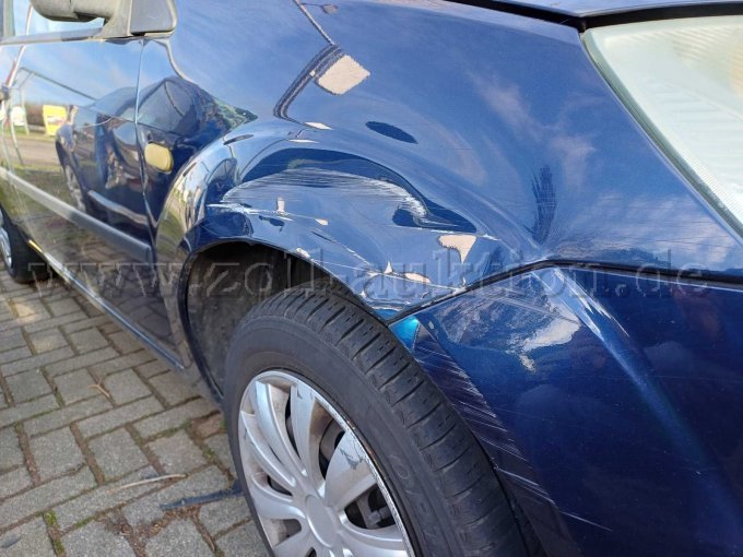 Ford Fiesta - Schaden vorne rechts