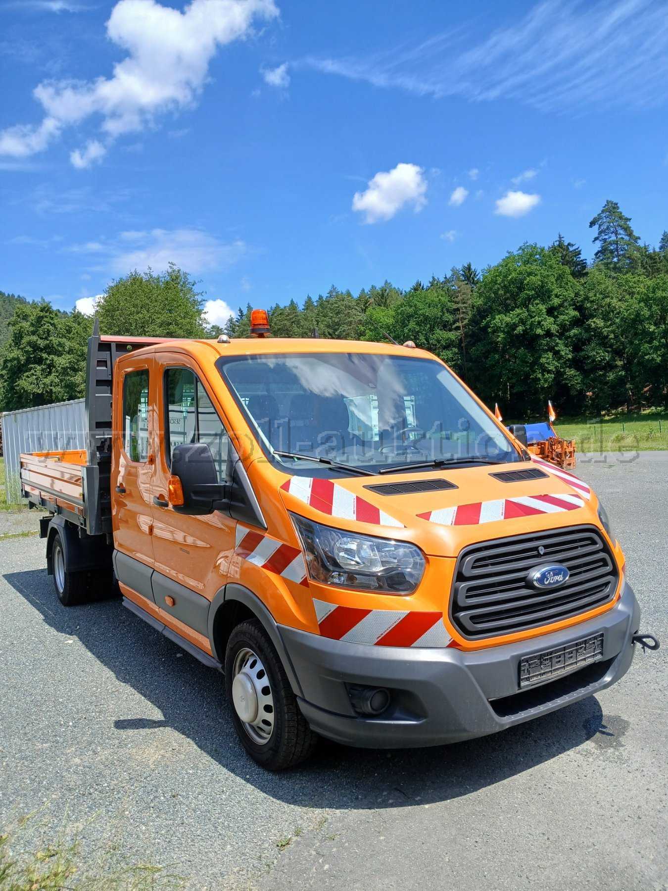 1 FORD Transit kipper vrachtwagen motorschade