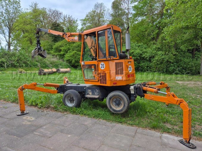 hydraulische Abstützung, schwenkbar