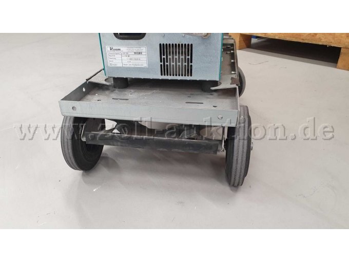 Boden für Gasflasche unter Fahrwagen