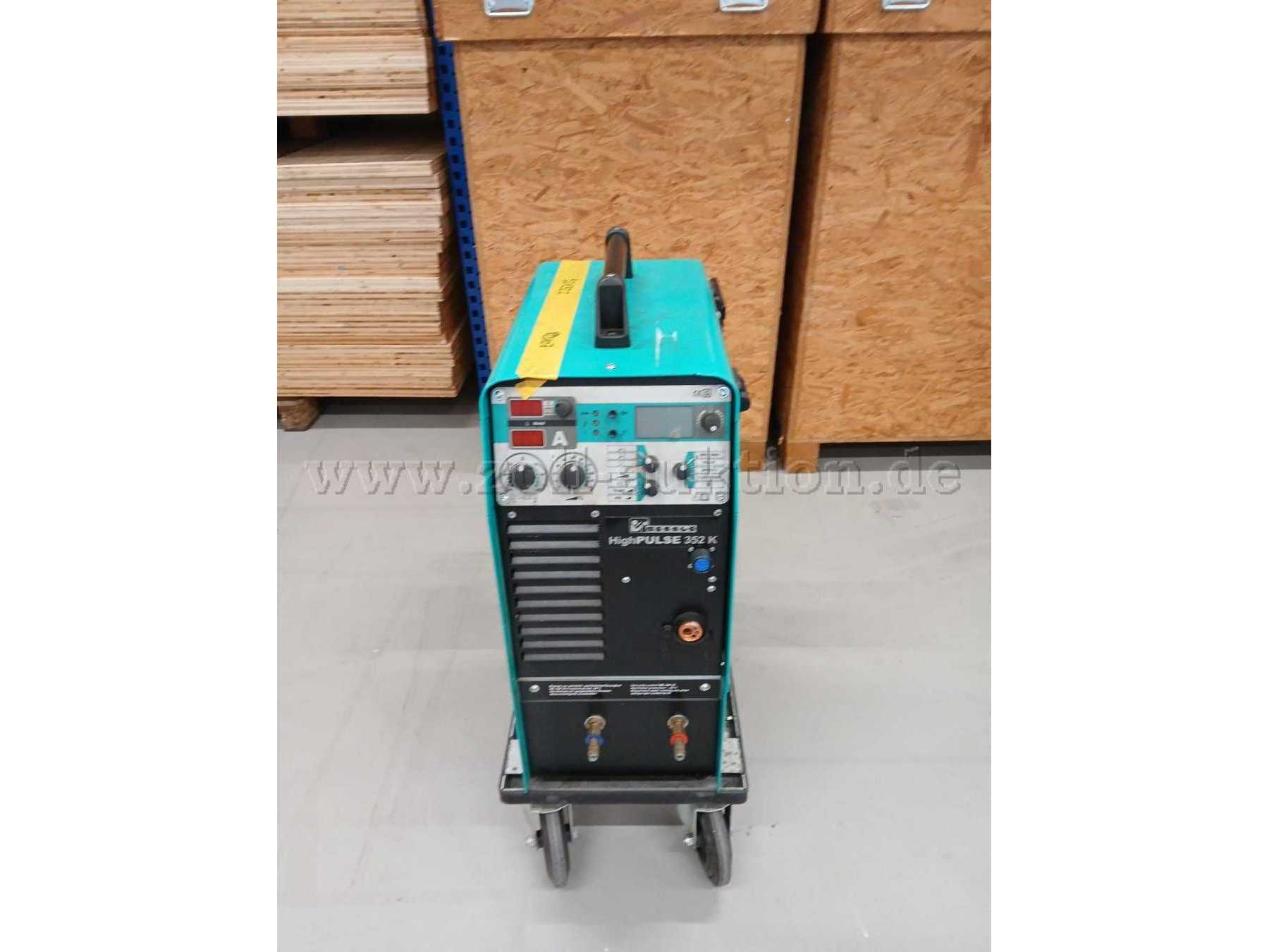 Frontansicht mit genauer Bezeichnung