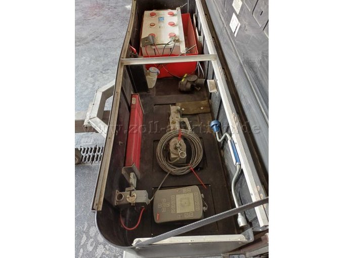 Batteriekasten mit Zubehör