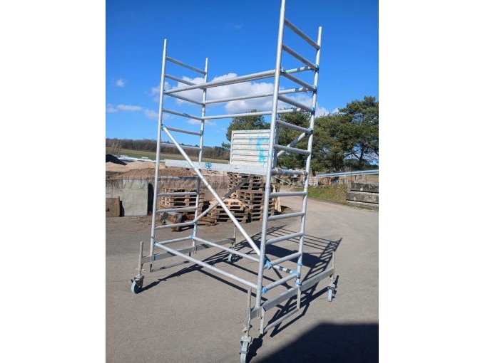 Frontalansicht Gesamtgerüst Frontalansicht Gesamtgerüst