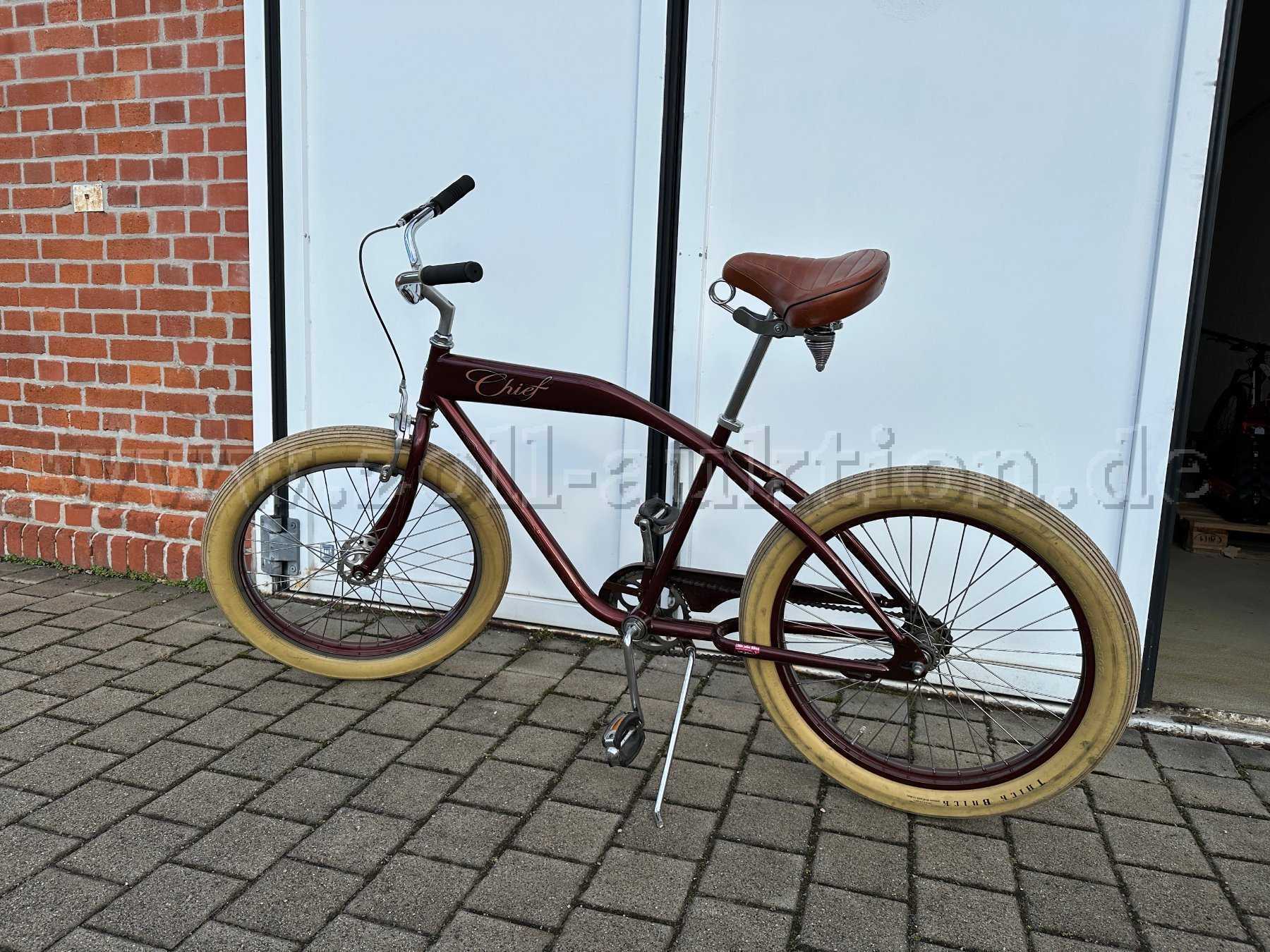 Felt Beachcruiser "Chief" Gesamtansicht von der linken Seite