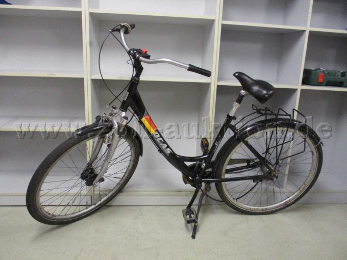 elektrische fahrradpumpe luftpumpe Elektrisch, YOUNGDO Fahrrad 150PSI, Luftpumpe 6000mAh, Fahrradpumpe alle Ventile, Akku Kompressor für Fahrrad, Motorrad, Bälle Sport & Freizeit Bananen Box FUN – details-Scratches Colour:White
