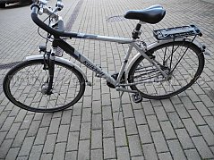Gesamtansicht von links