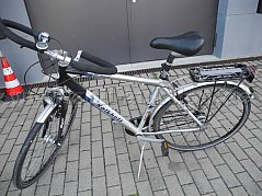 Gesamtansicht von links