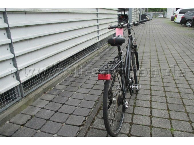 Hinten