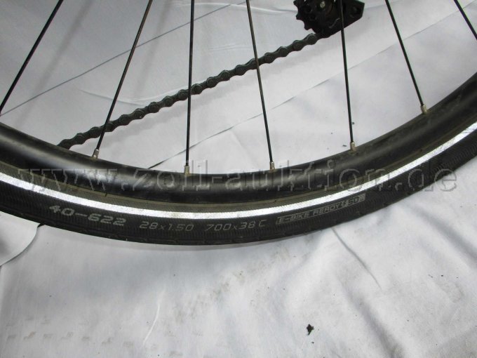 Teilansicht Hinterrad mit Größenangabe