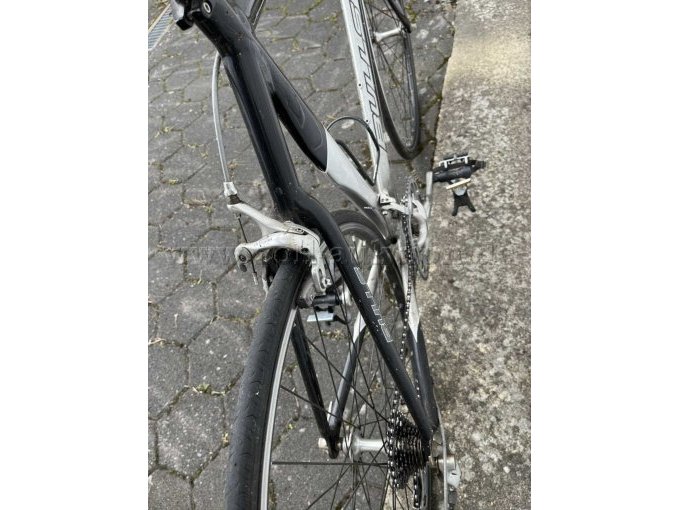 1 fiets van het merk Bulls 600 carbon, racefiets, 28 inch, 27 versnellingen – foto 4 – kavel bij Zoll-Auktion, Schloß Holte-Stukenbrock