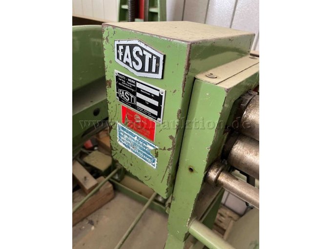 Fasti Rundbiegemaschine mit Rädervorgelege und Handantrieb, Typ 102-10-1,5 - Ansicht Typschild