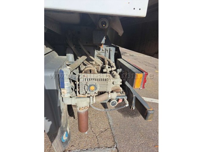 1 Faun Viajet 6 R+L/H auf MB Atego 1524 Fahrgestell mit Motorschaden – foto 10 – kavel bij Zoll-Auktion, Ludwigsburg