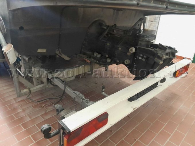 Jetantrieb, abnehmbare Straßenbeleuchtung und Sonargeber