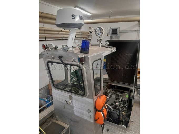 Wetterschutzfahrstand, Radar und Antennen