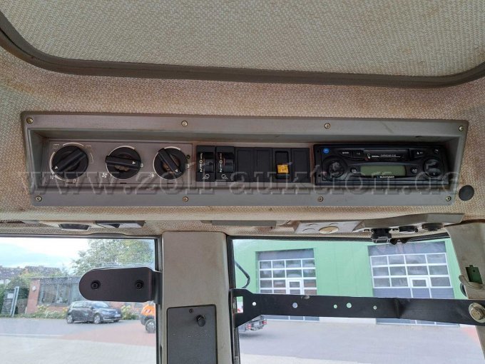 Fahrerkabine Klima und Radio