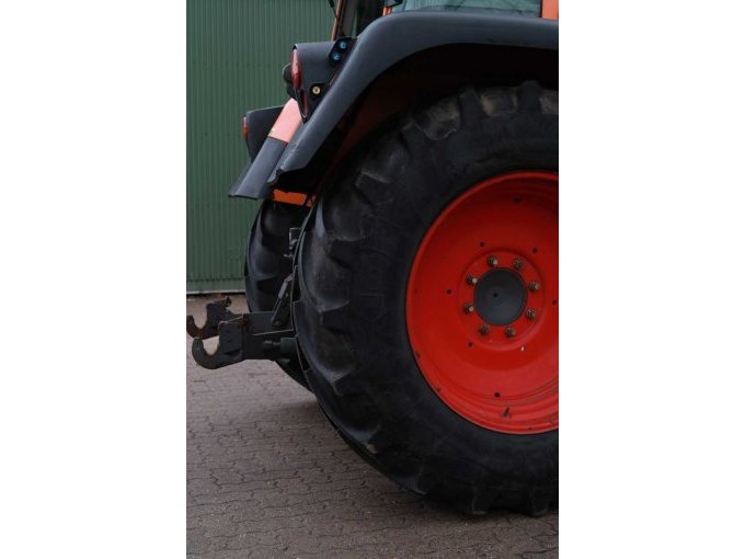 Profilansicht Reifen hinten rechts.