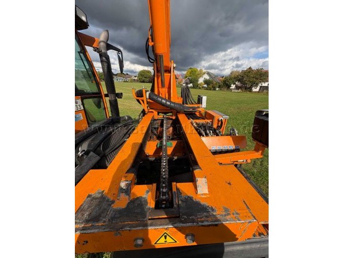 Böschungsmähgerät