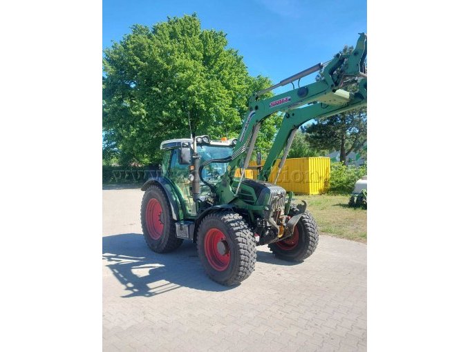 Fendt Frontansicht 2