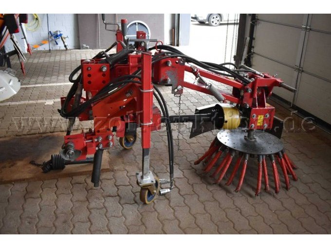 1 Fendt Zugmaschine 250 K mit Zusatzanbaugeräten – foto 18 – kavel bij Zoll-Auktion, Clausthal-Zellerfeld