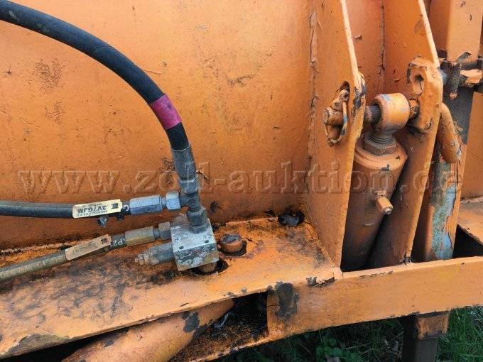 1 Fendt Zugmaschine / Ackerschlepper 280 P mit 1 Stück Räumschild – foto 18 – kavel bij Zoll-Auktion, Schwandorf
