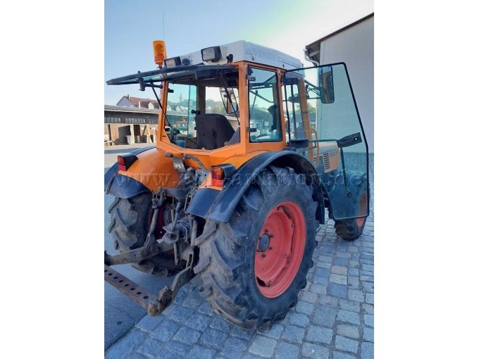 1 Fendt Zugmaschine / Ackerschlepper 280 P mit 1 Stück Räumschild – foto 4 – kavel bij Zoll-Auktion, Schwandorf