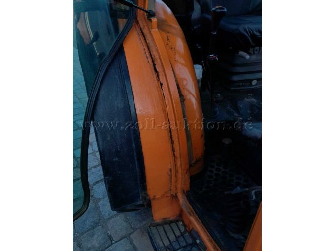 1 Fendt Zugmaschine / Ackerschlepper 280 P mit 1 Stück Räumschild – foto 11 – kavel bij Zoll-Auktion, Schwandorf