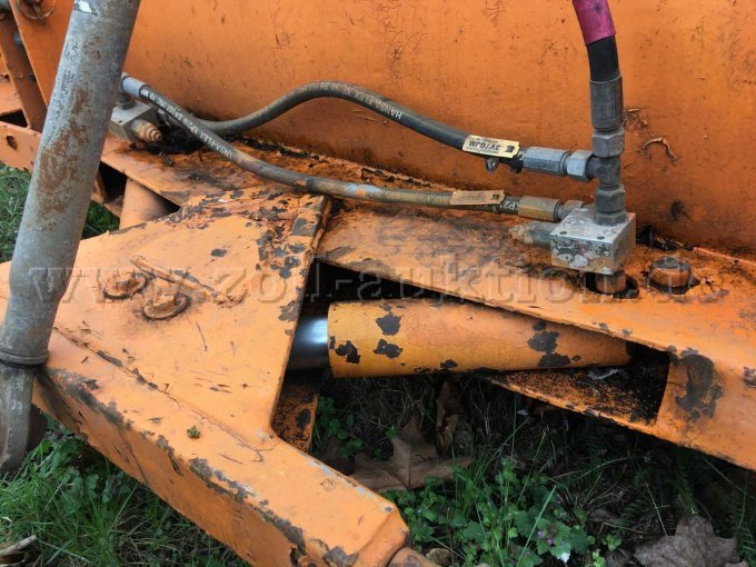 1 Fendt Zugmaschine / Ackerschlepper 280 P mit 1 Stück Räumschild – foto 15 – kavel bij Zoll-Auktion, Schwandorf