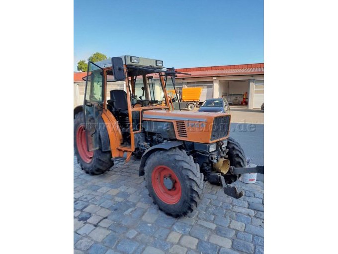 1 Fendt Zugmaschine / Ackerschlepper 280 P mit 1 Stück Räumschild – foto 2 – kavel bij Zoll-Auktion, Schwandorf