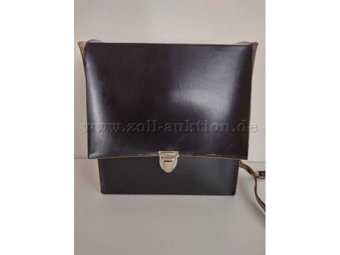 Fernglas mit Tasche