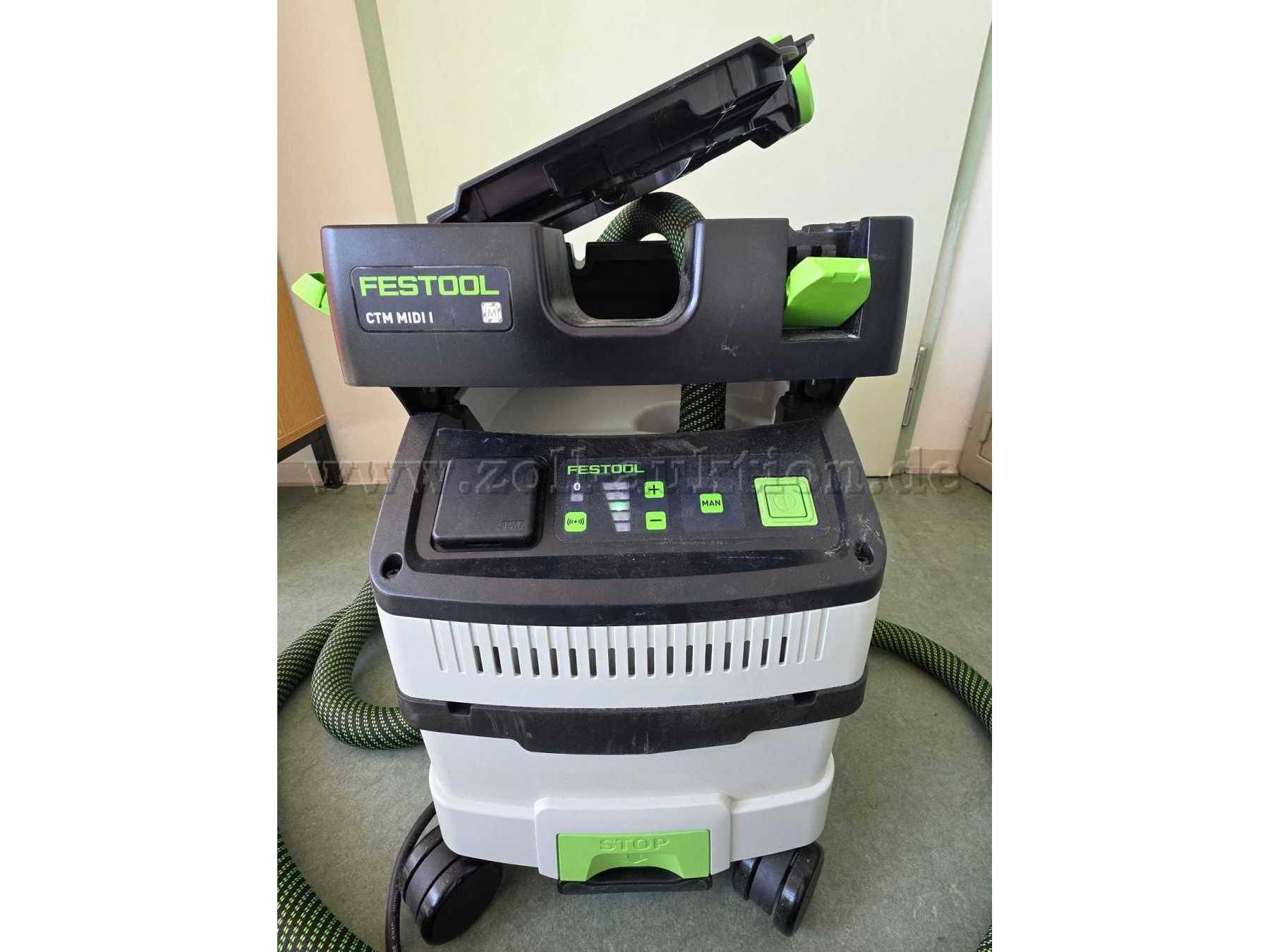 Festool CTM MIDI I:
Frontalansicht bei geöffneter Abdeckung