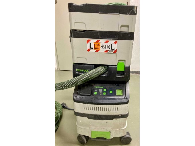 beide Geräte übereinander von vorn