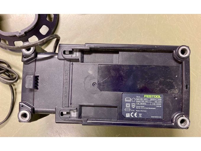 Ladegerät Unterseite