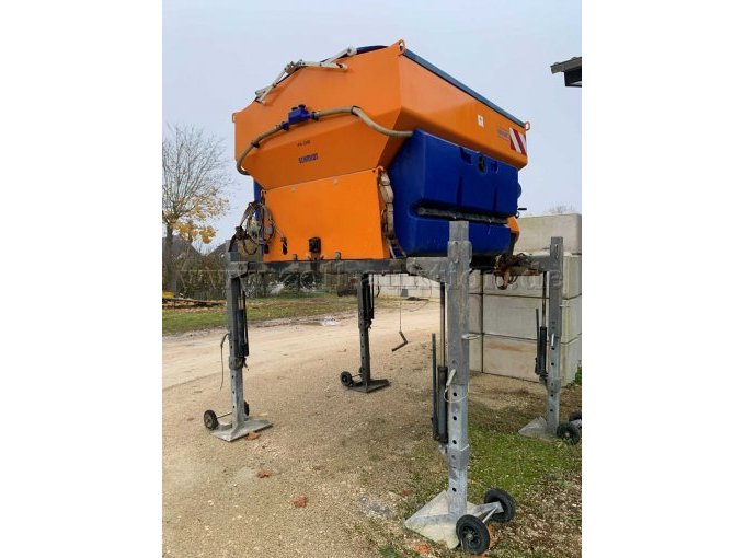 Frontansicht Streuer