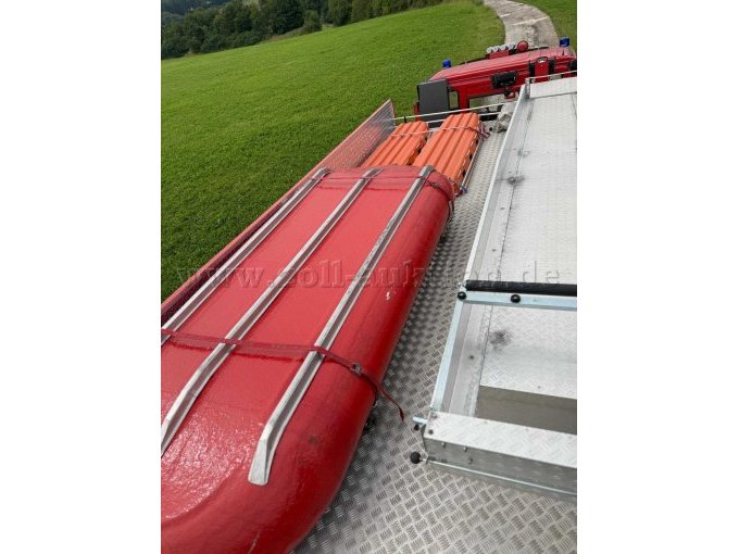 1 reddingsvoertuig RW 2 Iveco EuroFire 4x4 – slechts 20.375 km – foto 14 – kavel bij Zoll-Auktion, Kastl